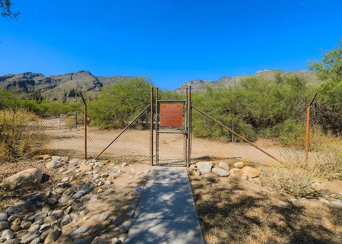 Ventana Canyon Retreat Holiday home Tucson